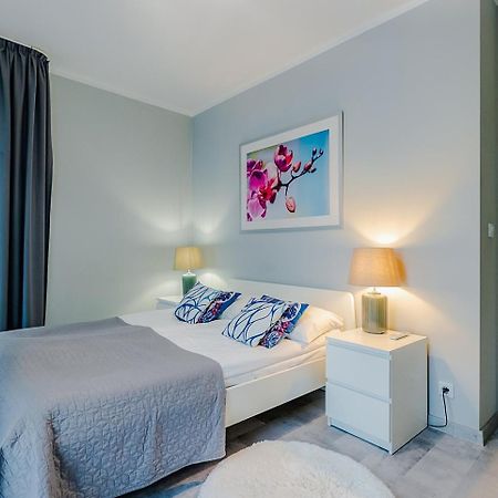 Family Apartment Zoliborz By Noclegi Renters Varsó Kültér fotó